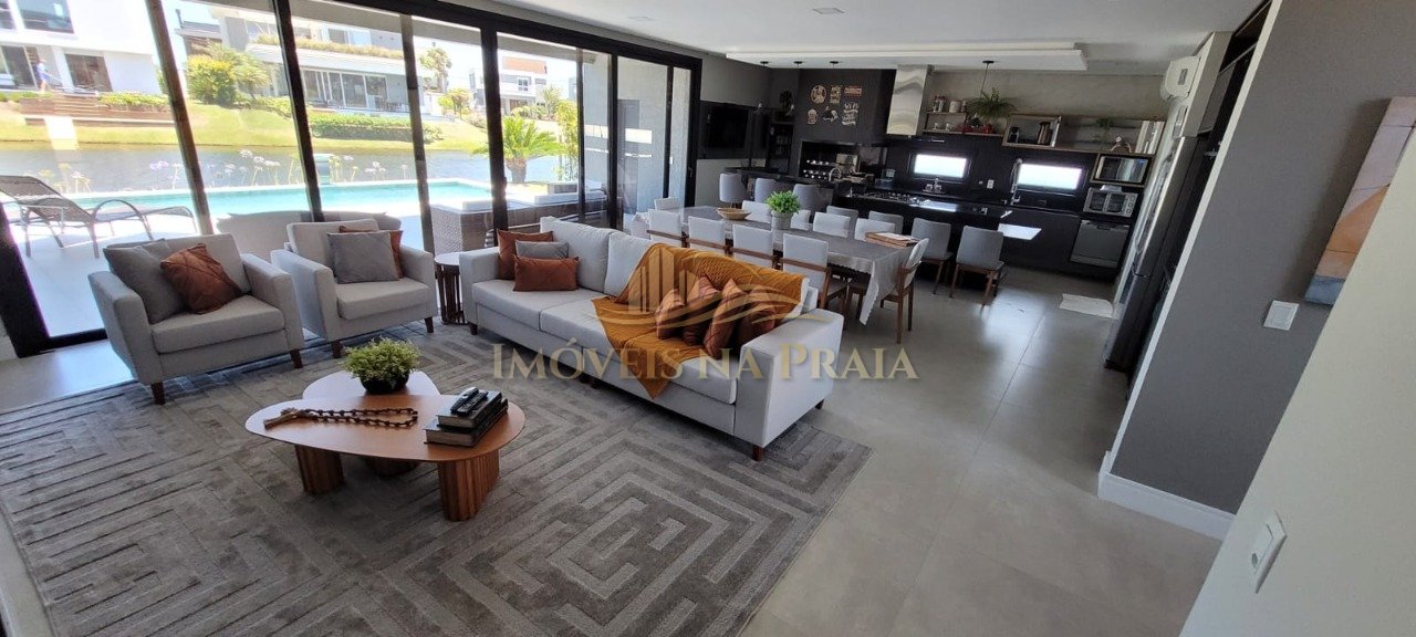 Foto 2 — Casa em Condomínio 5 Dormitório(s) Bairro Celebrat