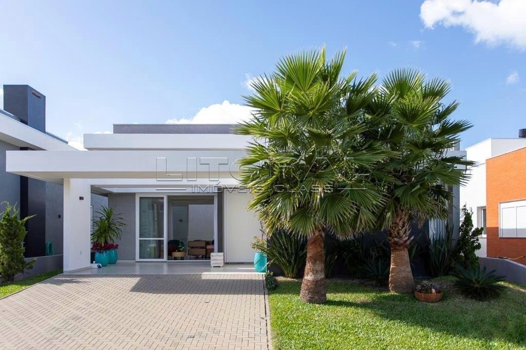 Casa em Condomínio 4 Dormitório(s) Bairro Dubai Re