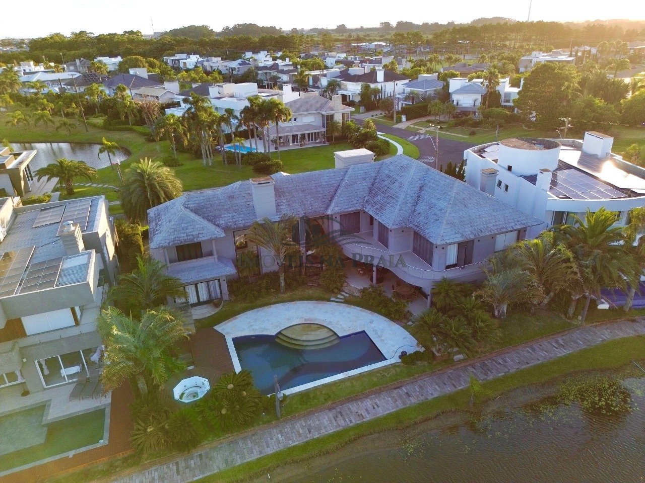 Foto 40 — Casa em Condomínio 5 Dormitório(s) Bairro Atlântid