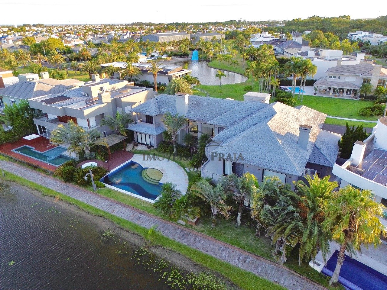 Foto 41 — Casa em Condomínio 5 Dormitório(s) Bairro Atlântid