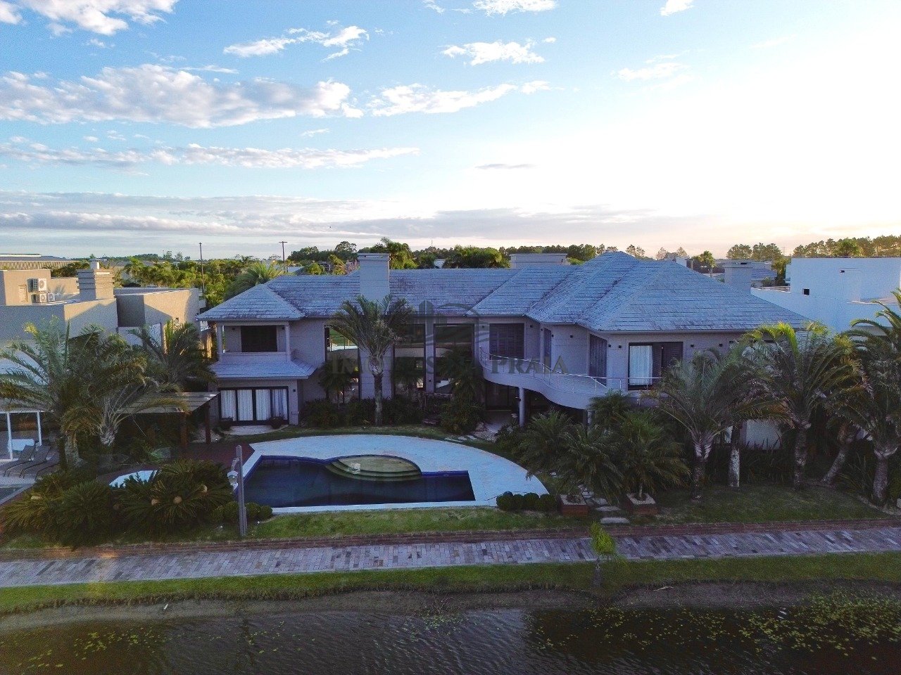 Foto 37 — Casa em Condomínio 5 Dormitório(s) Bairro Atlântid