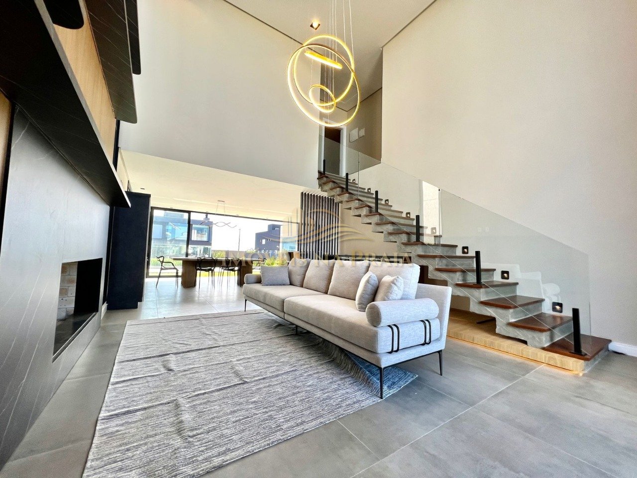 Foto 14 — Casa em Condomínio 4 Dormitório(s) Bairro Riviera