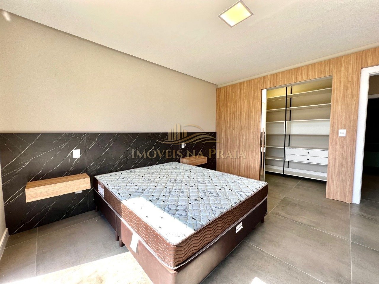 Foto 34 — Casa em Condomínio 4 Dormitório(s) Bairro Riviera