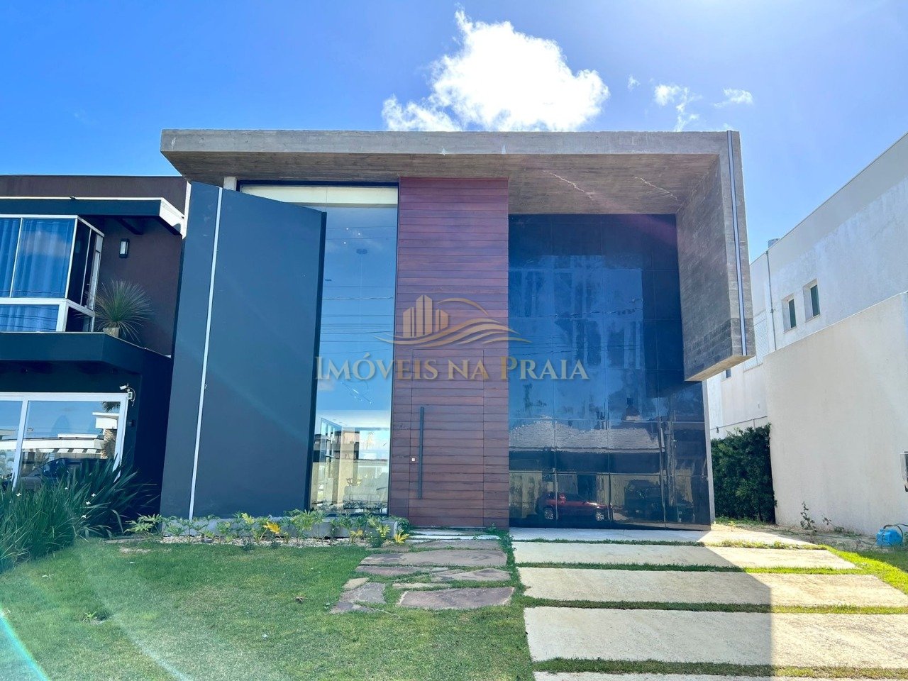 Foto 2 — Casa em Condomínio 4 Dormitório(s) Bairro Riviera