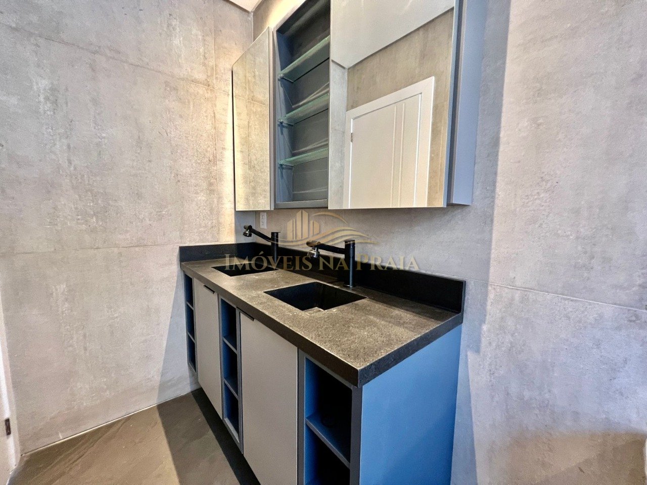 Foto 38 — Casa em Condomínio 4 Dormitório(s) Bairro Riviera