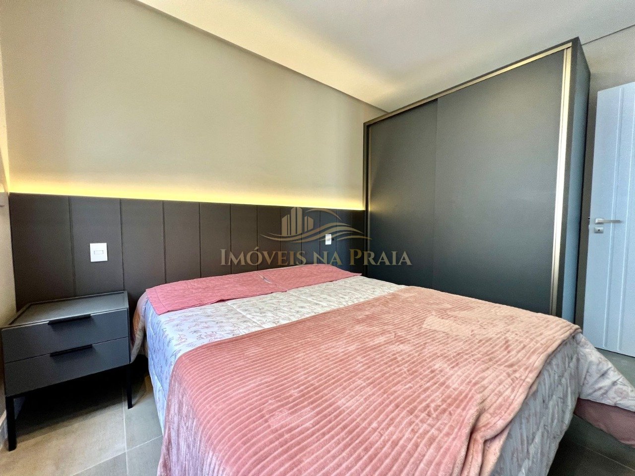 Foto 26 — Casa em Condomínio 4 Dormitório(s) Bairro Riviera