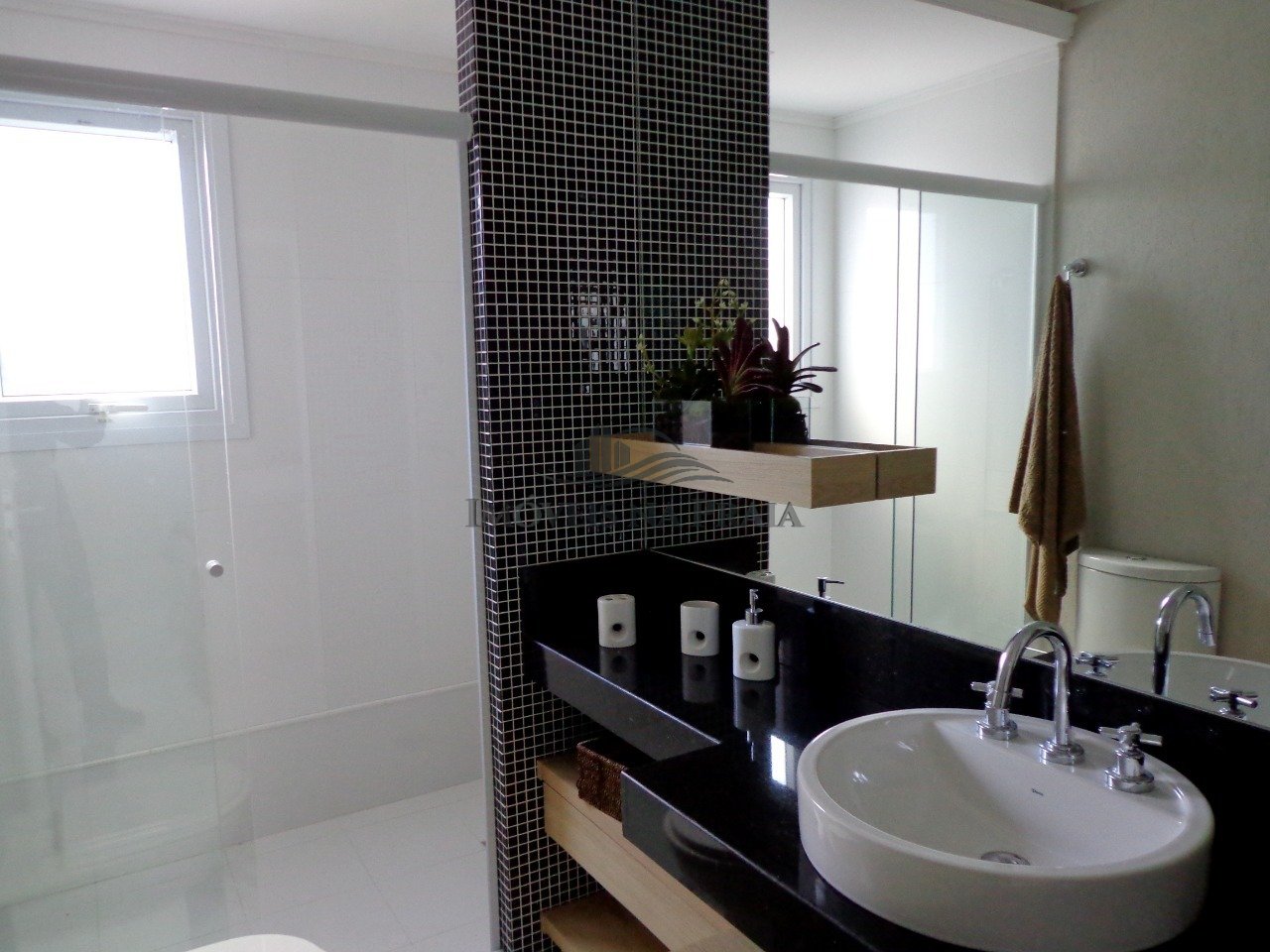 Foto 22 — Casa em Condomínio 6 Dormitório(s) Bairro Atlântid