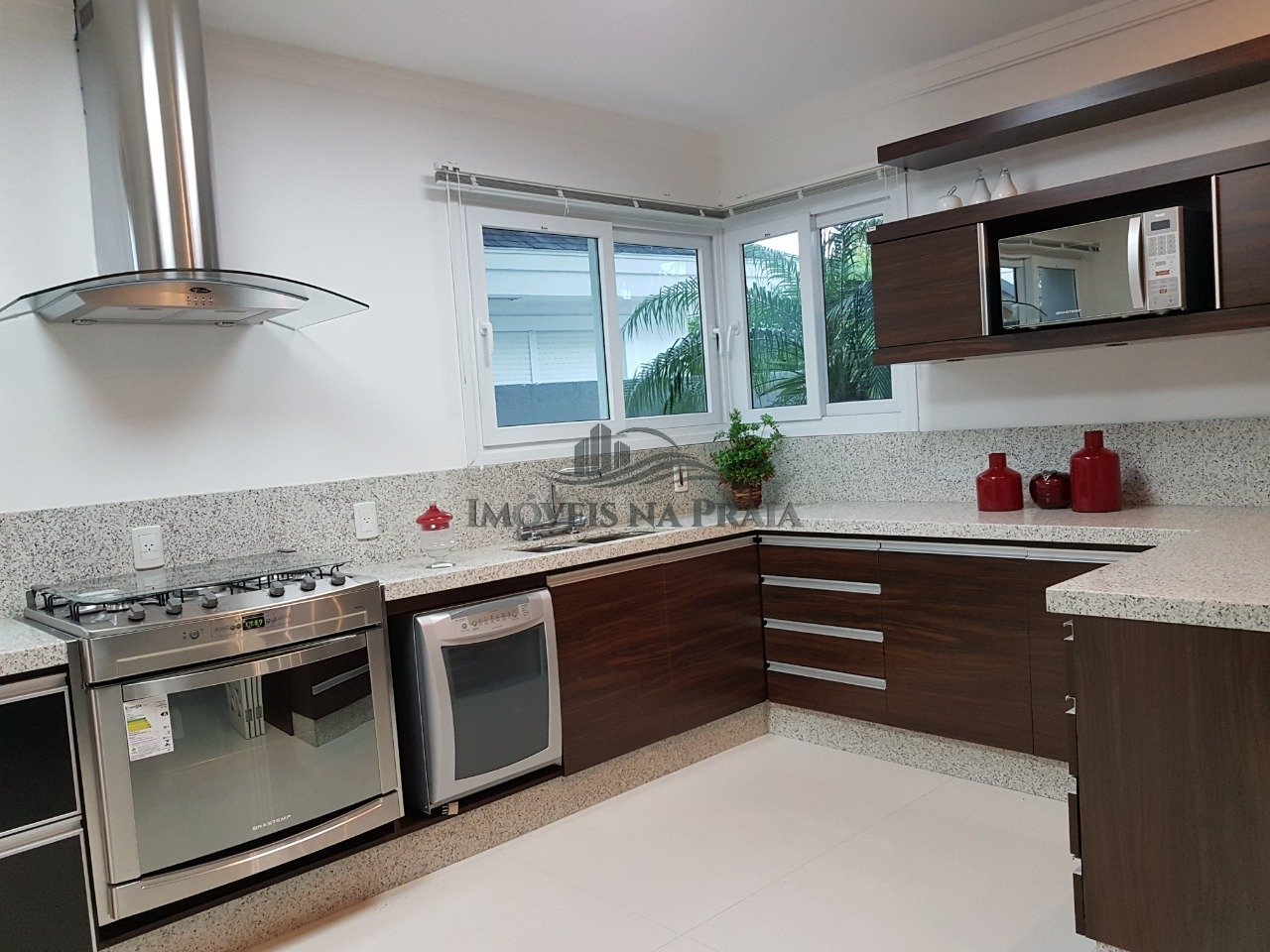 Foto 11 — Casa em Condomínio 6 Dormitório(s) Bairro Atlântid