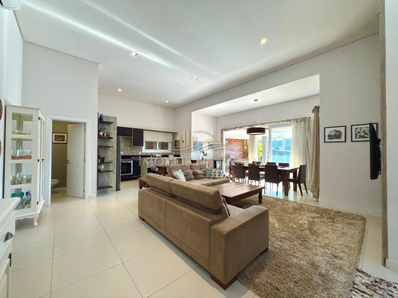 Foto 19 — Casa em Condomínio 4 dormitórios no bairro Las Palmas