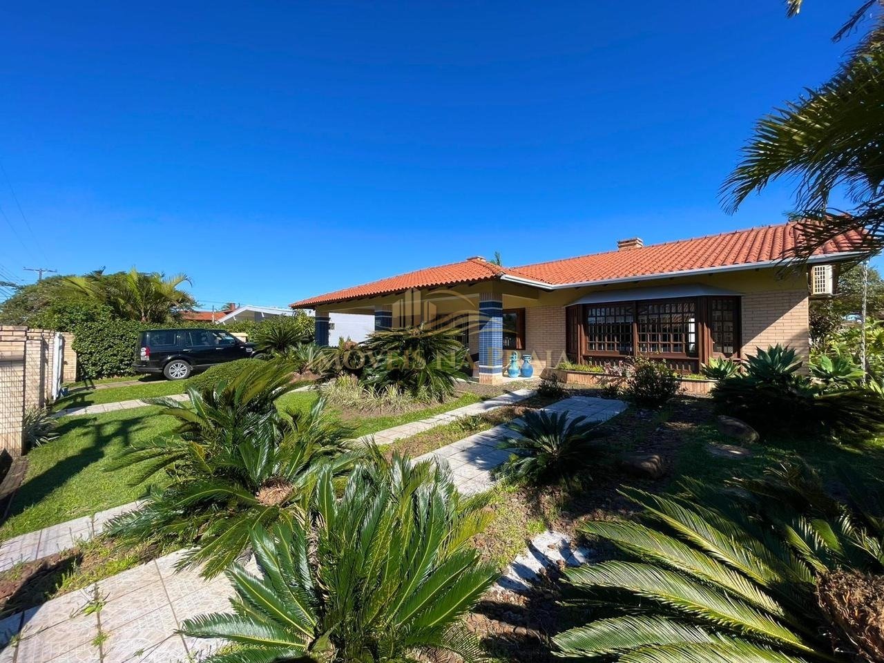 Foto 5 — Casa 4 dormitórios no bairro Atlântida