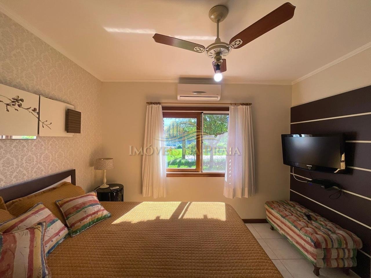 Foto 31 — Casa 4 dormitórios no bairro Atlântida