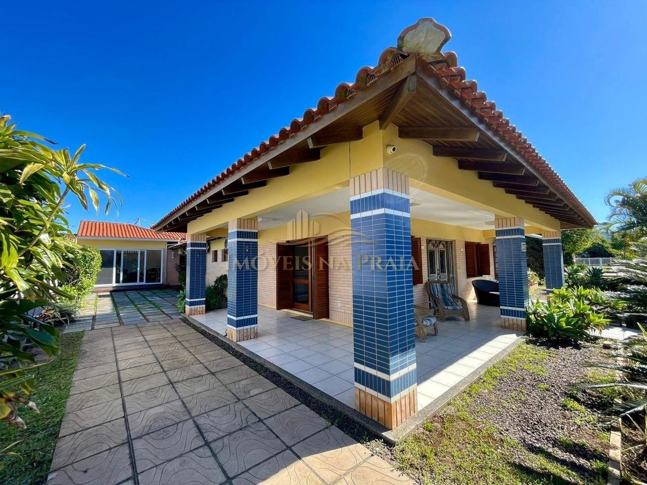 Foto 3 — Casa 4 dormitórios no bairro Atlântida