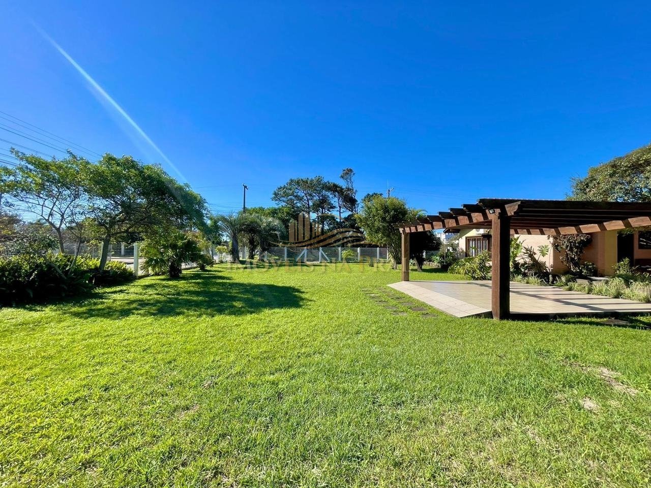 Foto 7 — Casa 4 dormitórios no bairro Atlântida