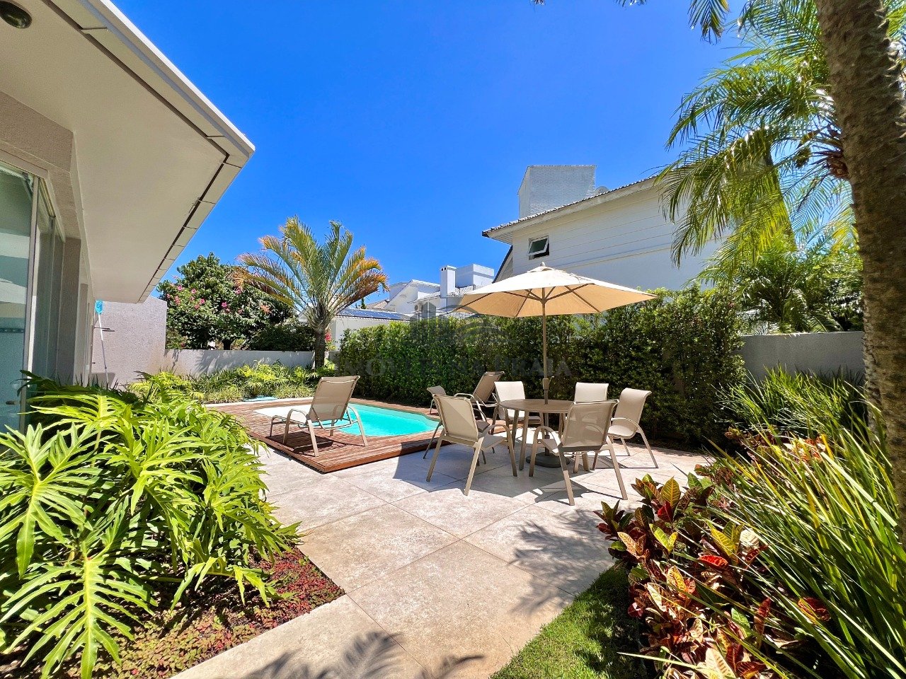 Foto 16 — Casa em Condomínio 5 Dormitório(s) Bairro Atlântid