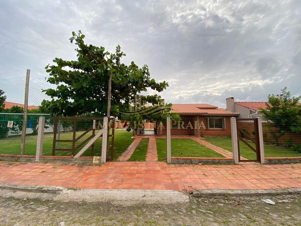 Foto 2 — Casa 3 dormitórios no bairro Arpoador