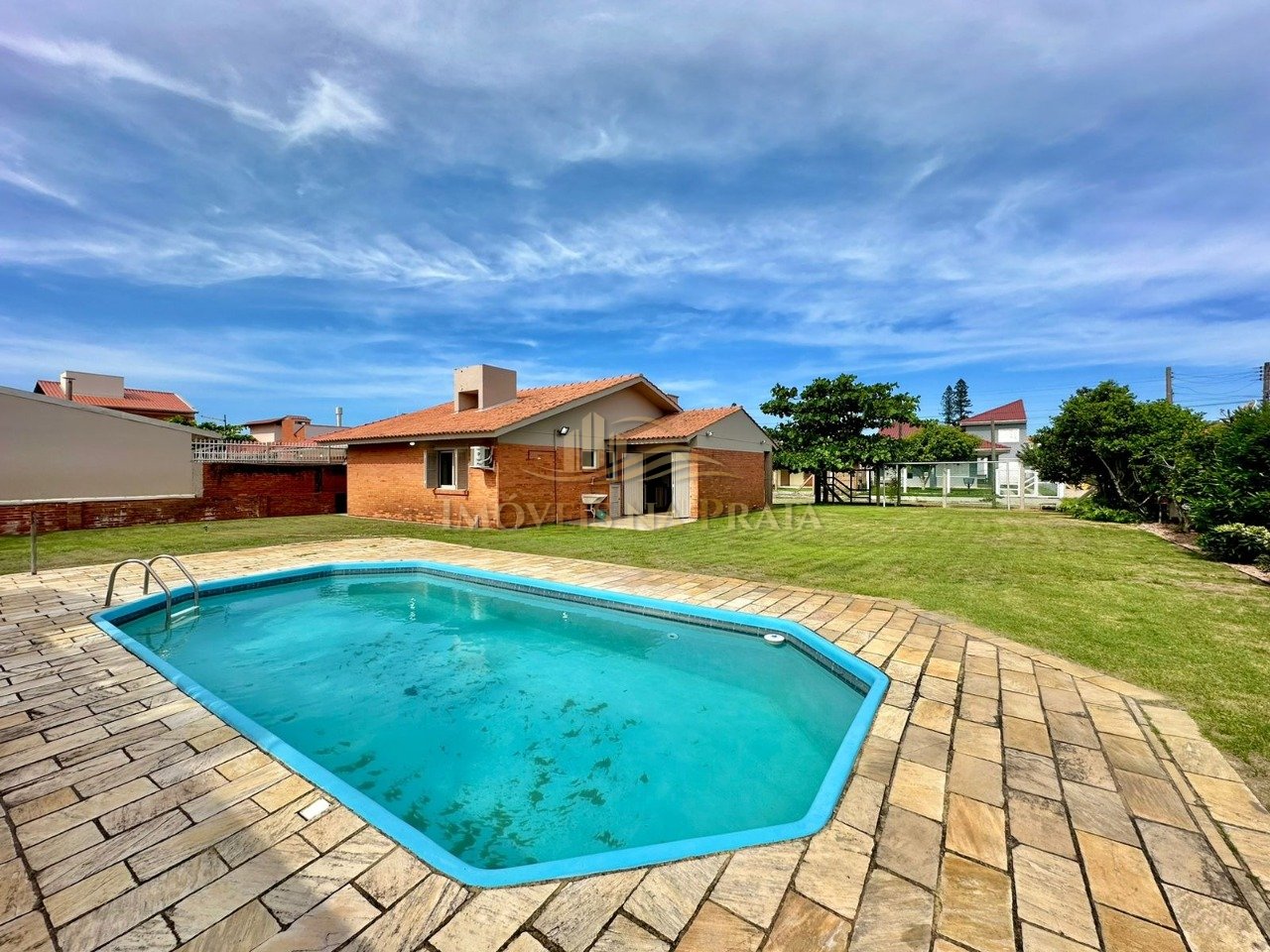 Foto 32 — Casa 3 dormitórios no bairro Arpoador