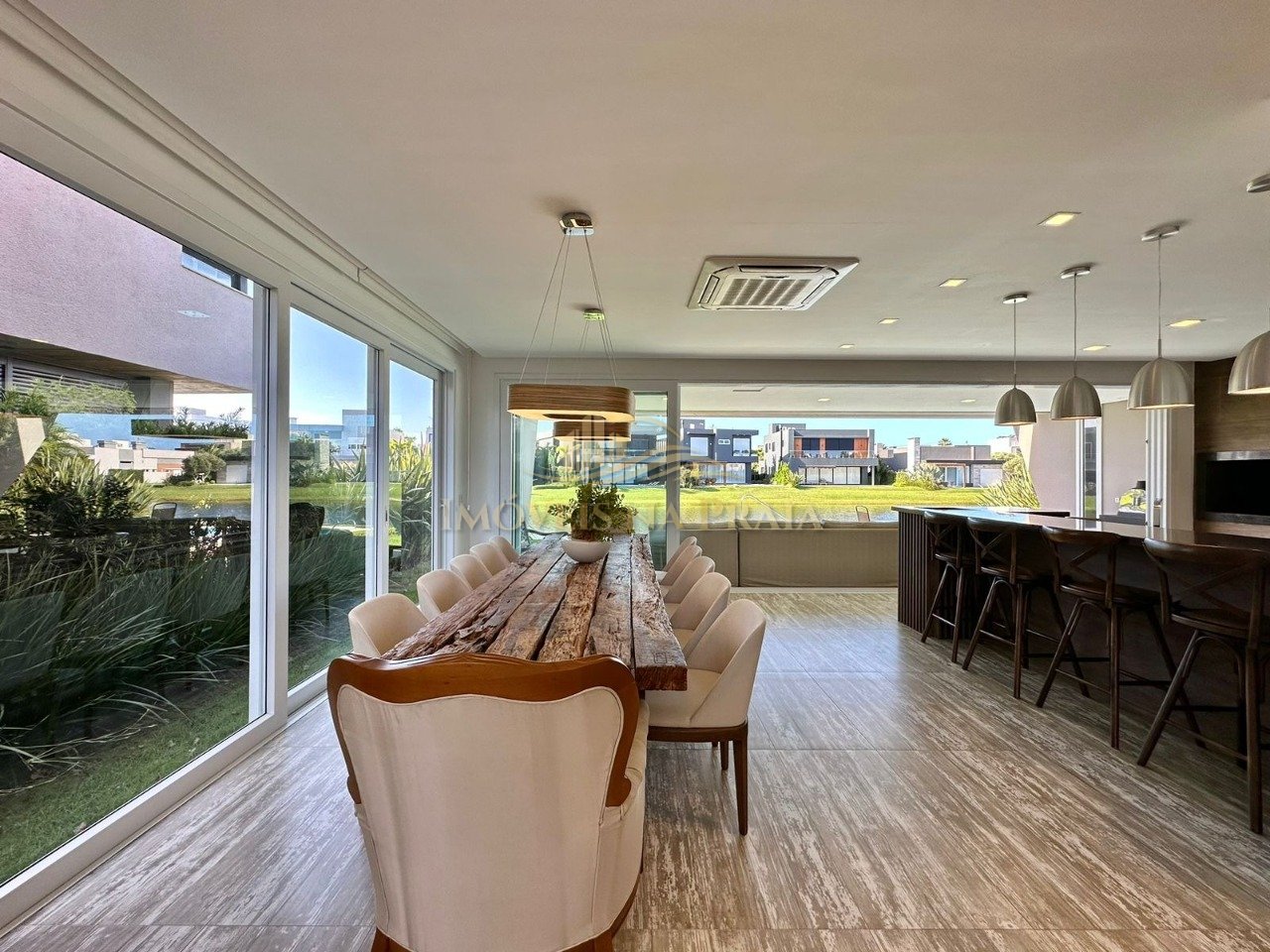 Foto 3 — Casa em Condomínio 5 Dormitório(s) Bairro Enseada