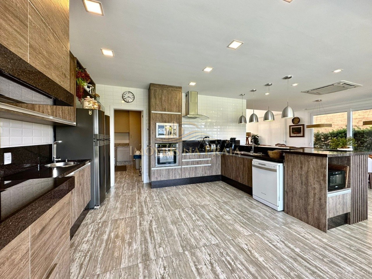 Foto 12 — Casa em Condomínio 5 Dormitório(s) Bairro Enseada