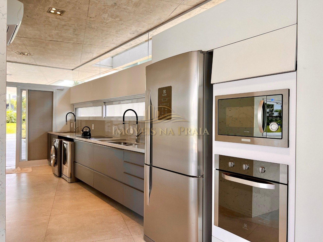 Foto 72 — Casa em Condomínio 6 Dormitório(s) Bairro Enseada