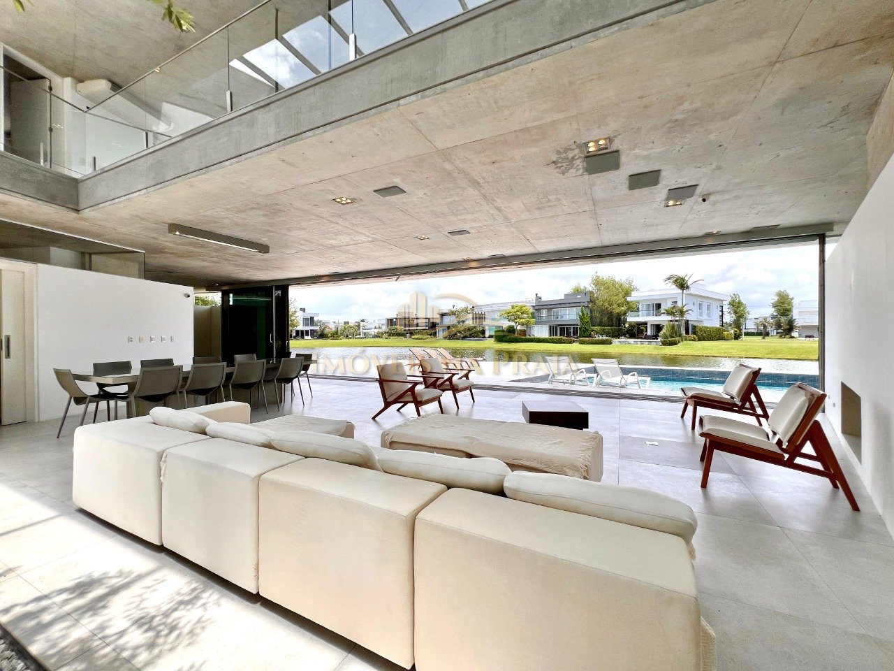 Foto 9 — Casa em Condomínio 6 Dormitório(s) Bairro Enseada