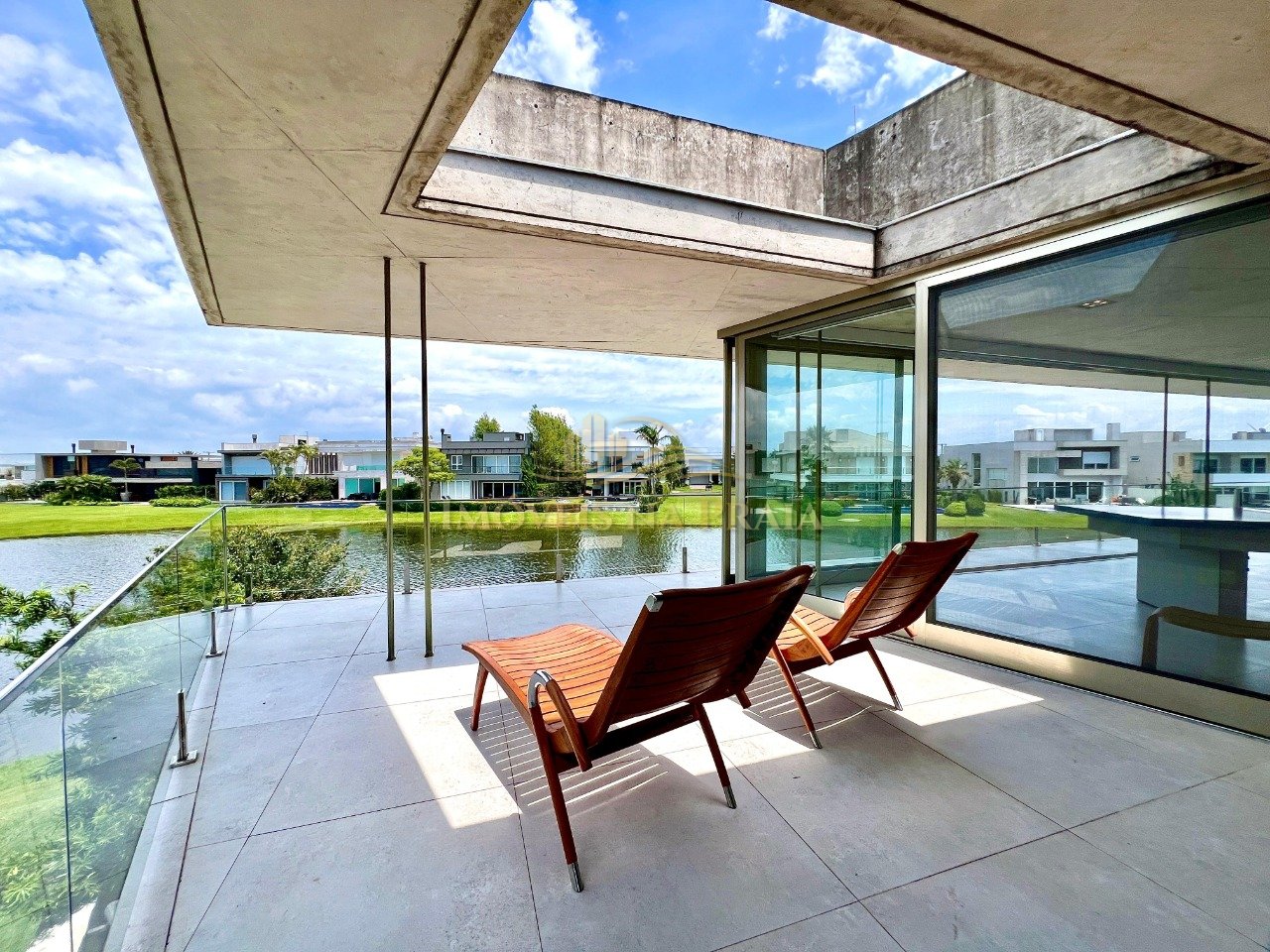 Foto 24 — Casa em Condomínio 6 Dormitório(s) Bairro Enseada