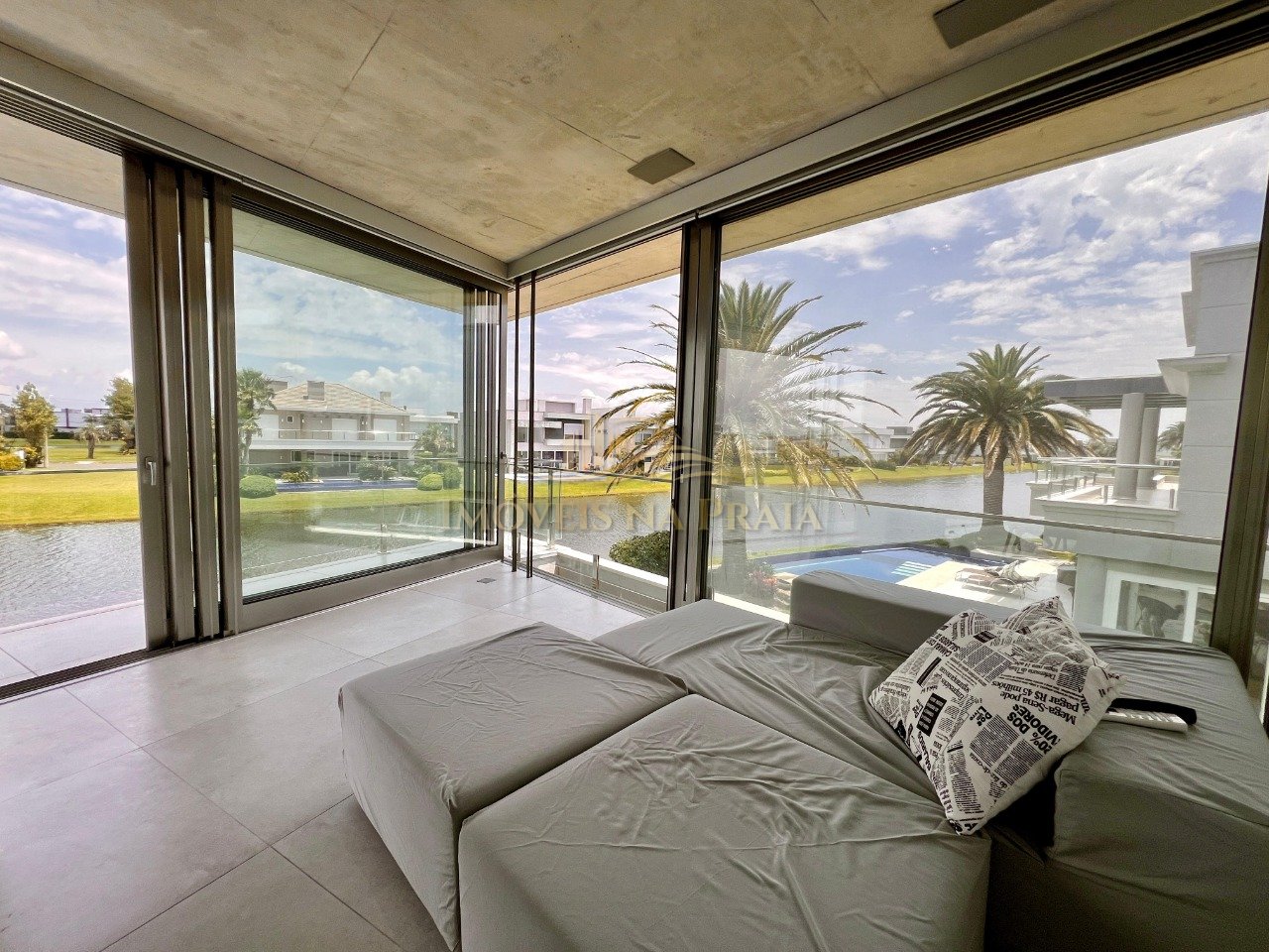 Foto 33 — Casa em Condomínio 6 Dormitório(s) Bairro Enseada