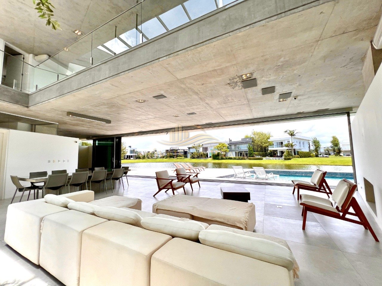 Foto 7 — Casa em Condomínio 6 Dormitório(s) Bairro Enseada