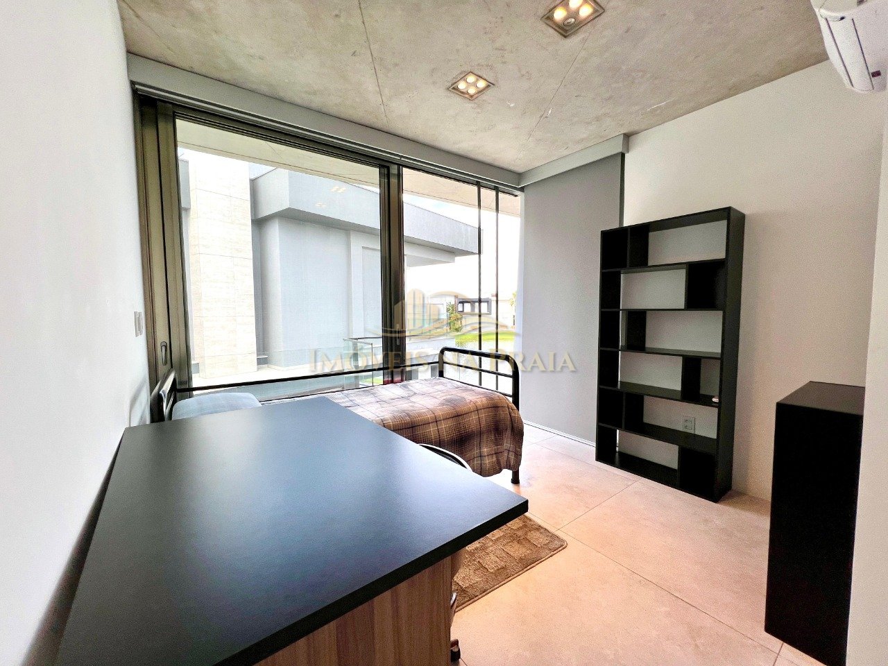 Foto 35 — Casa em Condomínio 6 Dormitório(s) Bairro Enseada