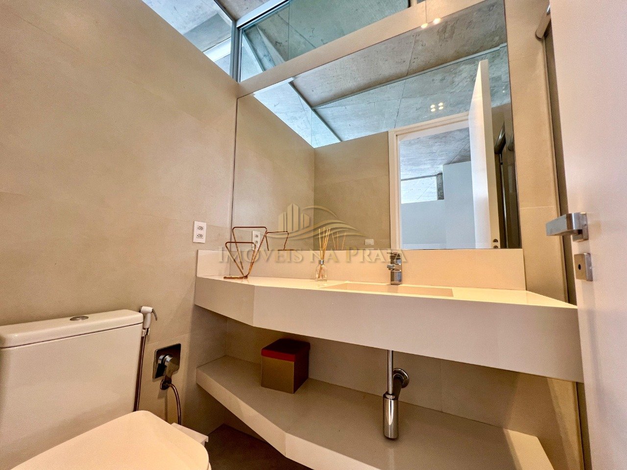 Foto 75 — Casa em Condomínio 6 Dormitório(s) Bairro Enseada