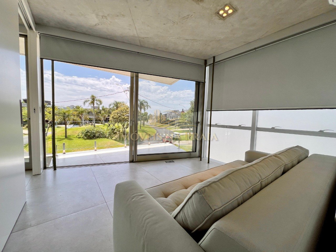 Foto 43 — Casa em Condomínio 6 Dormitório(s) Bairro Enseada