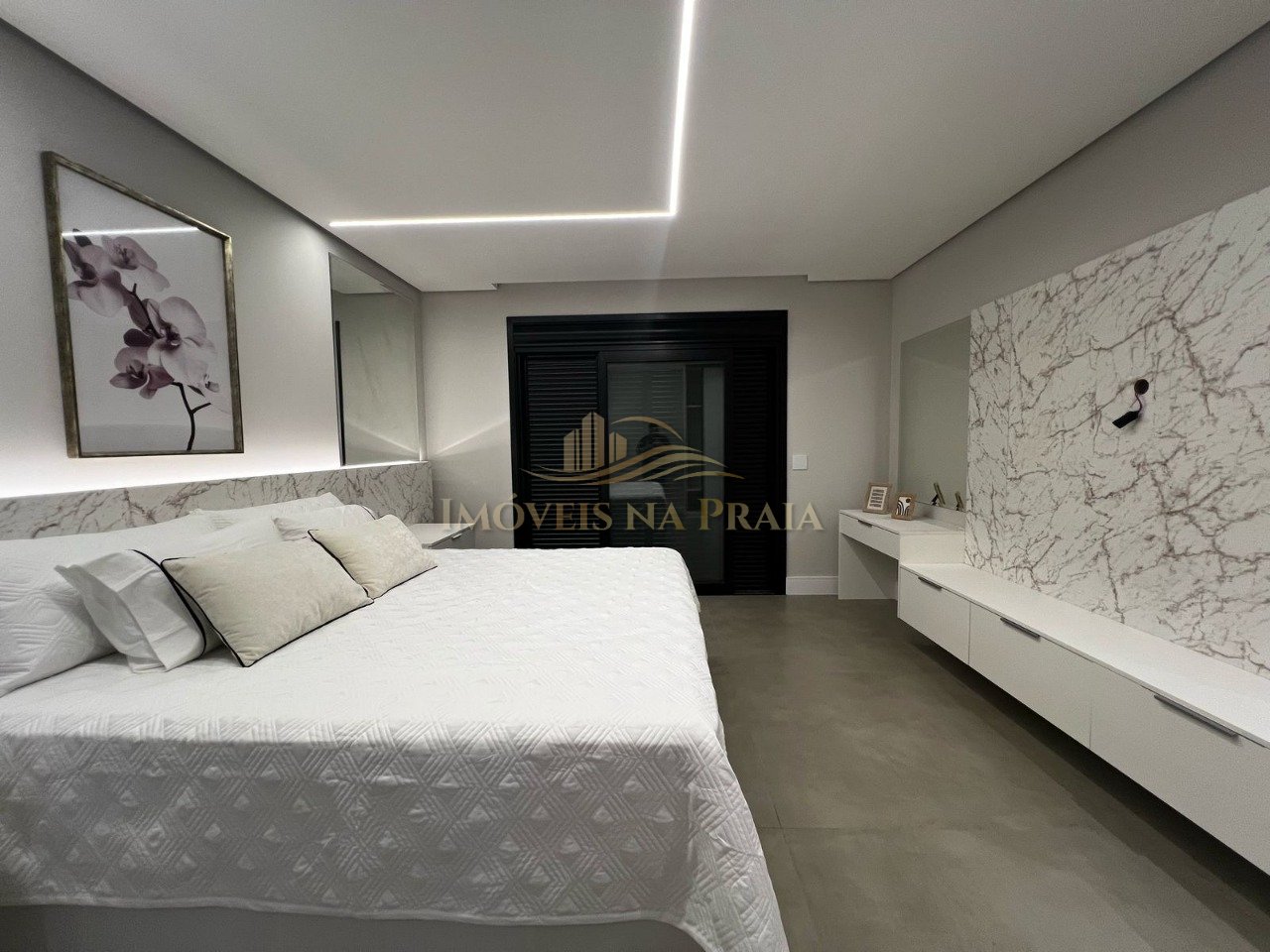 Foto 21 — Casa em Condomínio 4 Dormitório(s) Bairro Sunset