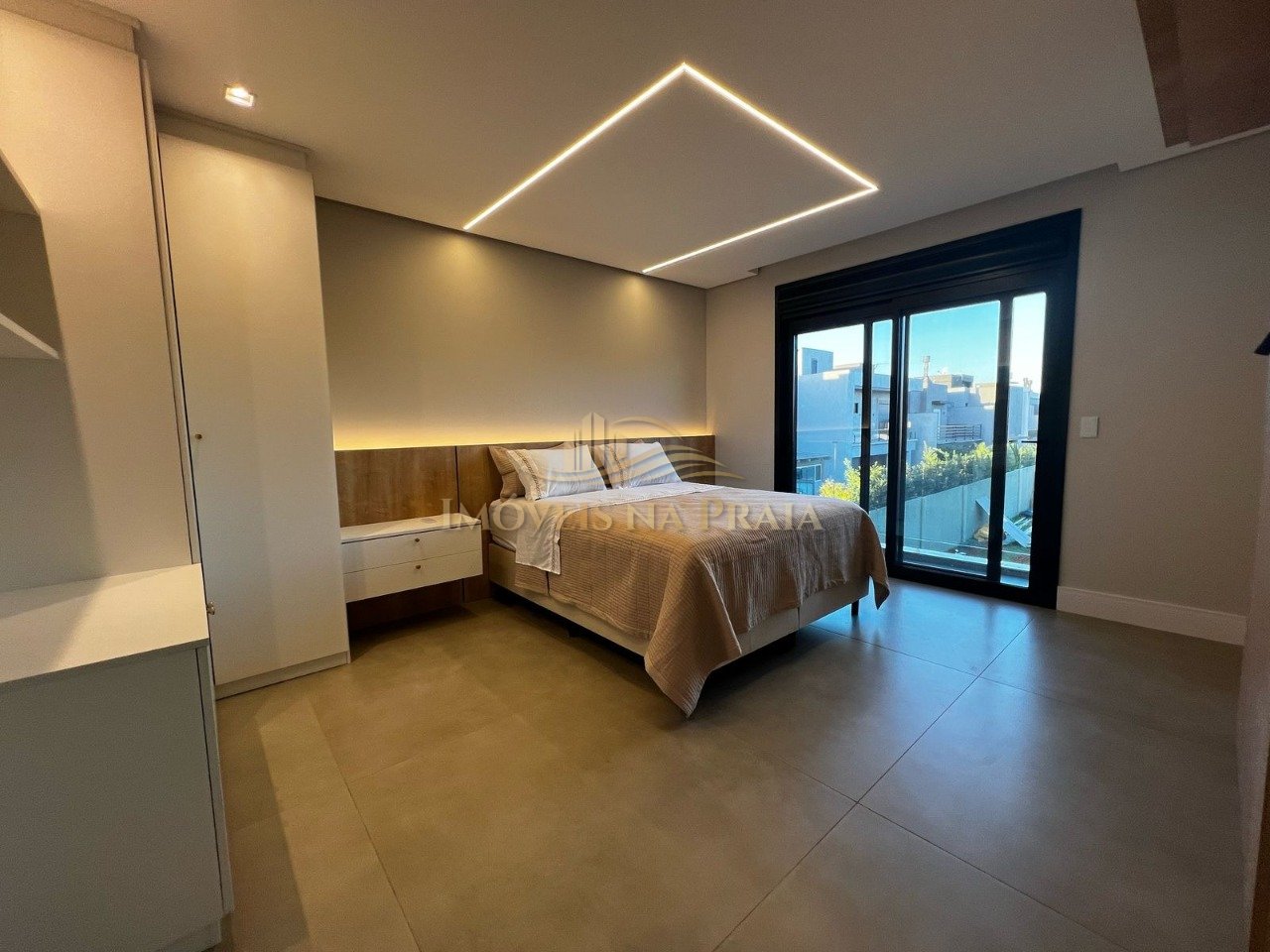 Foto 30 — Casa em Condomínio 4 Dormitório(s) Bairro Sunset