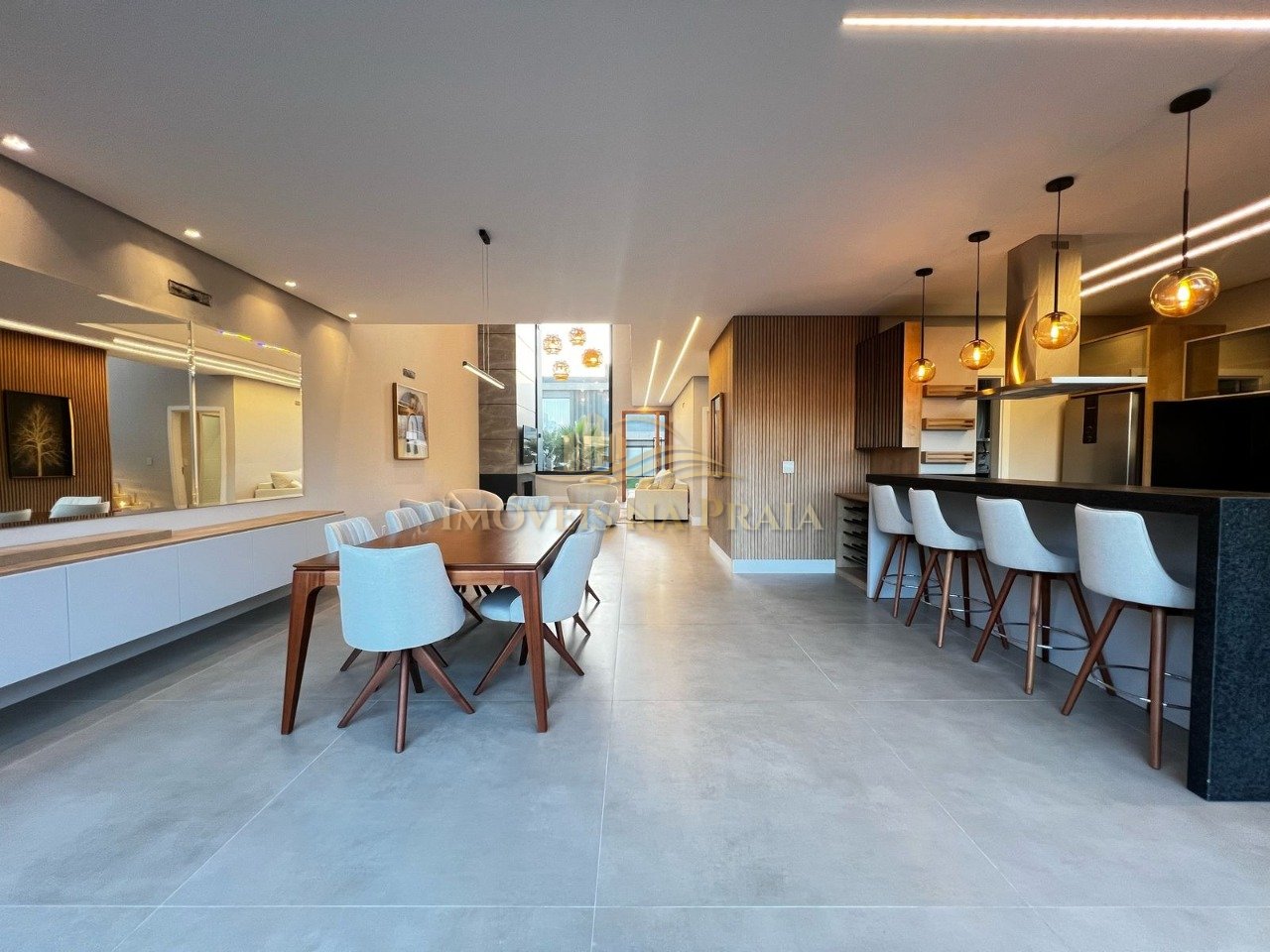 Foto 12 — Casa em Condomínio 4 Dormitório(s) Bairro Sunset