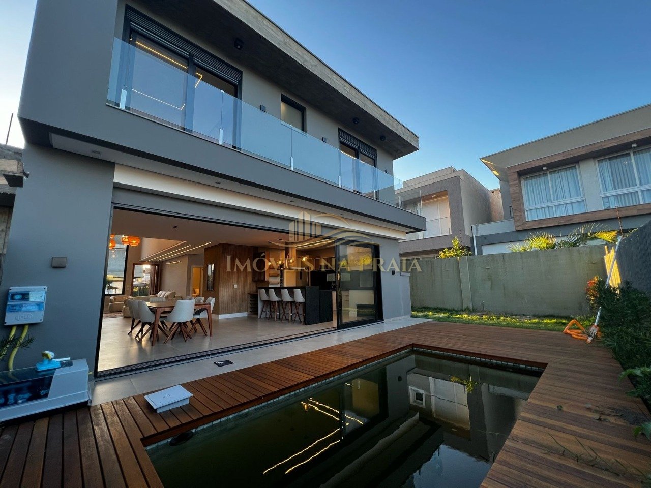 Foto 14 — Casa em Condomínio 4 Dormitório(s) Bairro Sunset