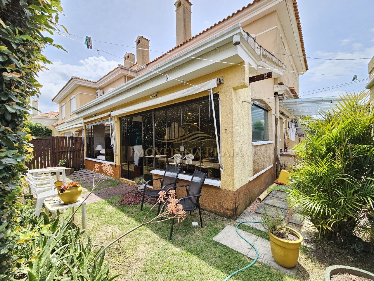 Foto 7 — Casa em Condomínio 4 Dormitório(s) Bairro Villas R