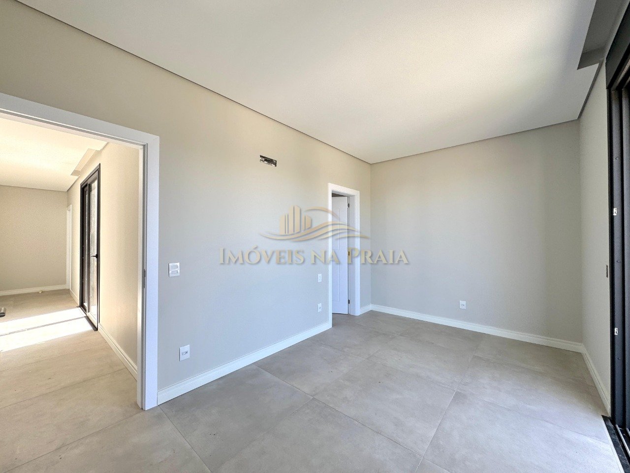 Foto 17 — Casa em Condomínio 4 Dormitório(s) Bairro Sunset