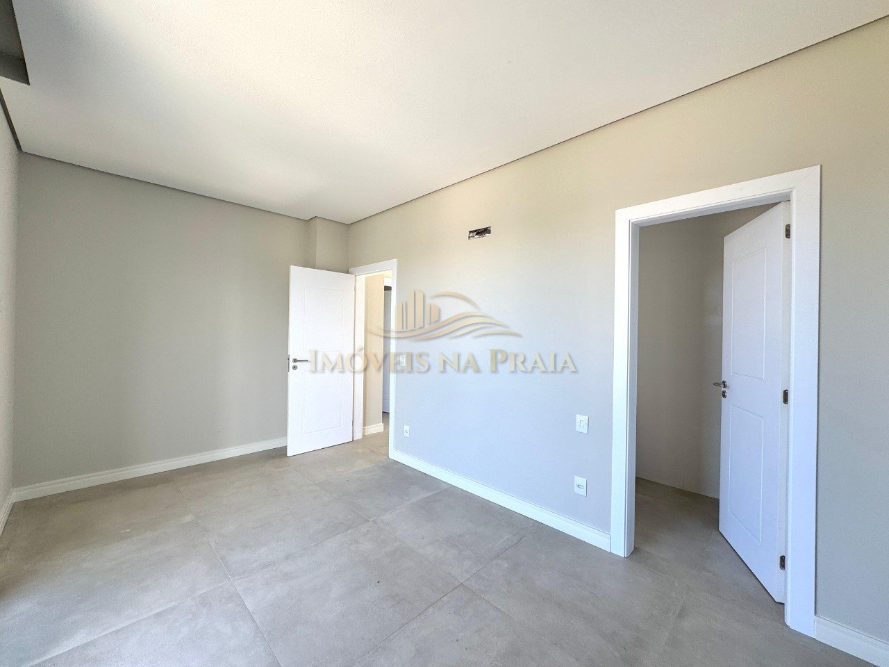 Foto 18 — Casa em Condomínio 4 Dormitório(s) Bairro Sunset