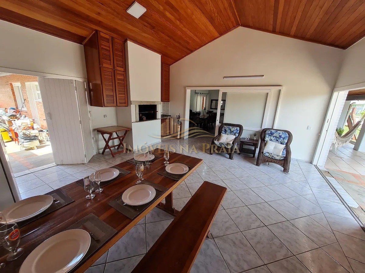 Foto 4 — Casa 4 Dormitório(s) Bairro Centro