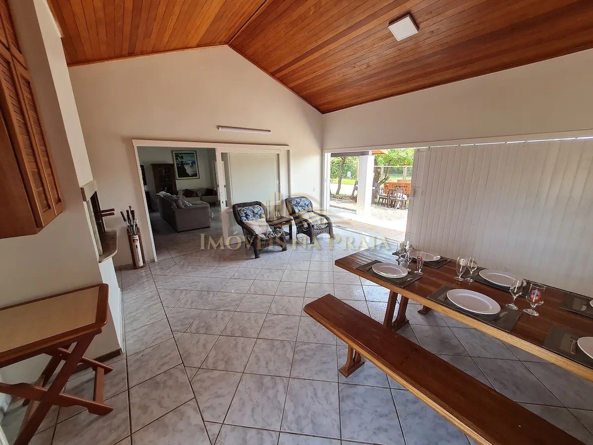 Foto 6 — Casa 4 Dormitório(s) Bairro Centro