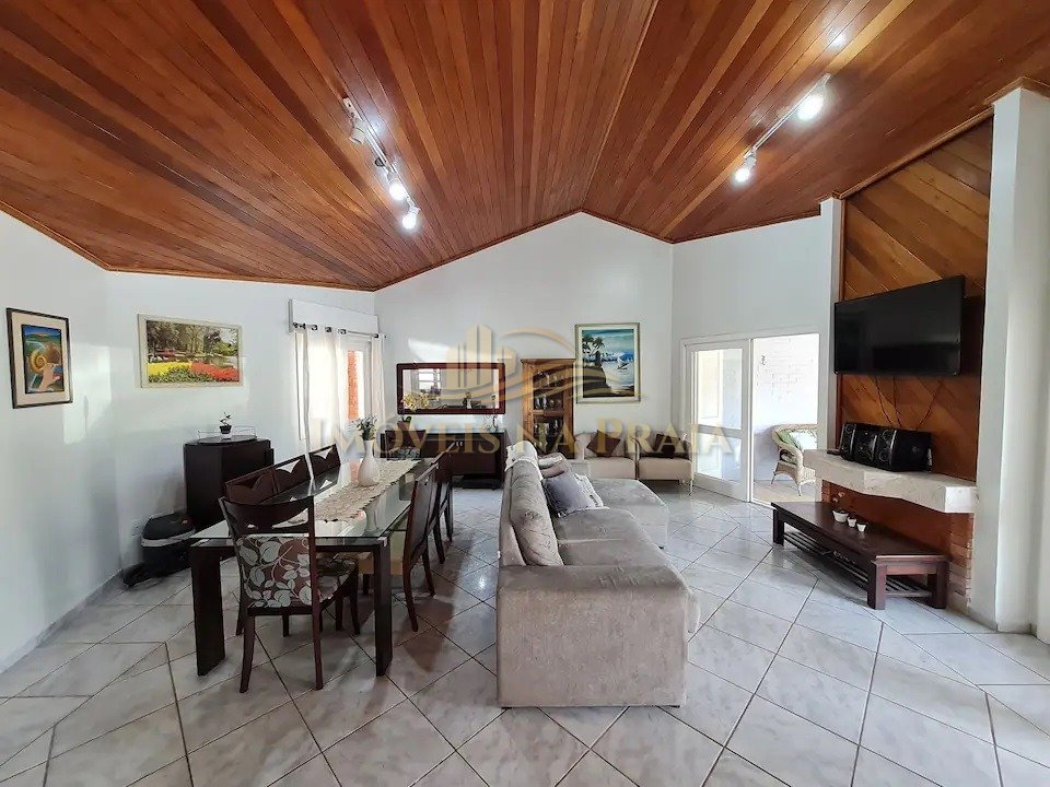 Foto 10 — Casa 4 Dormitório(s) Bairro Centro