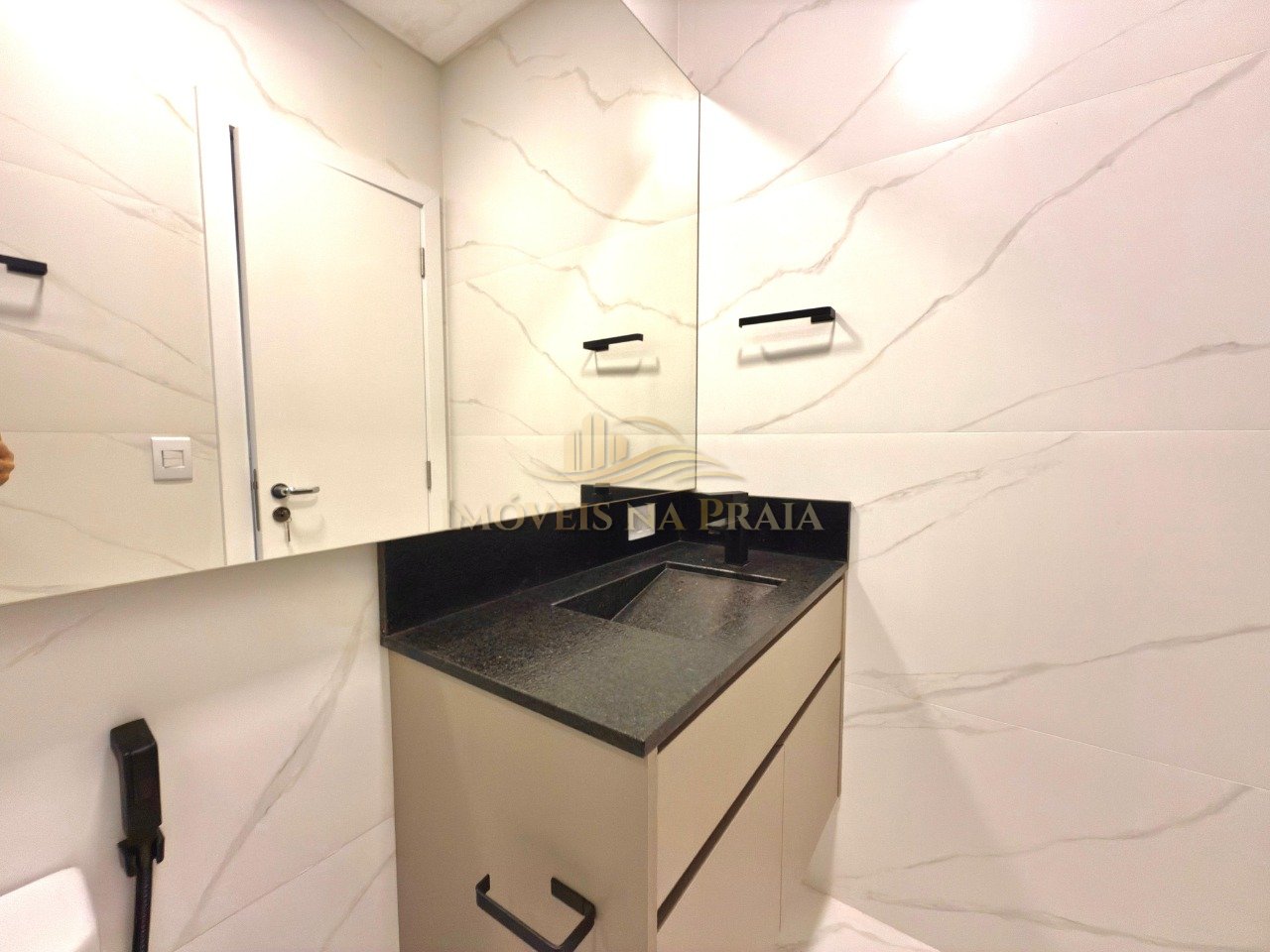 Foto 17 — Casa em Condomínio 4 Dormitório(s) Bairro Sunset