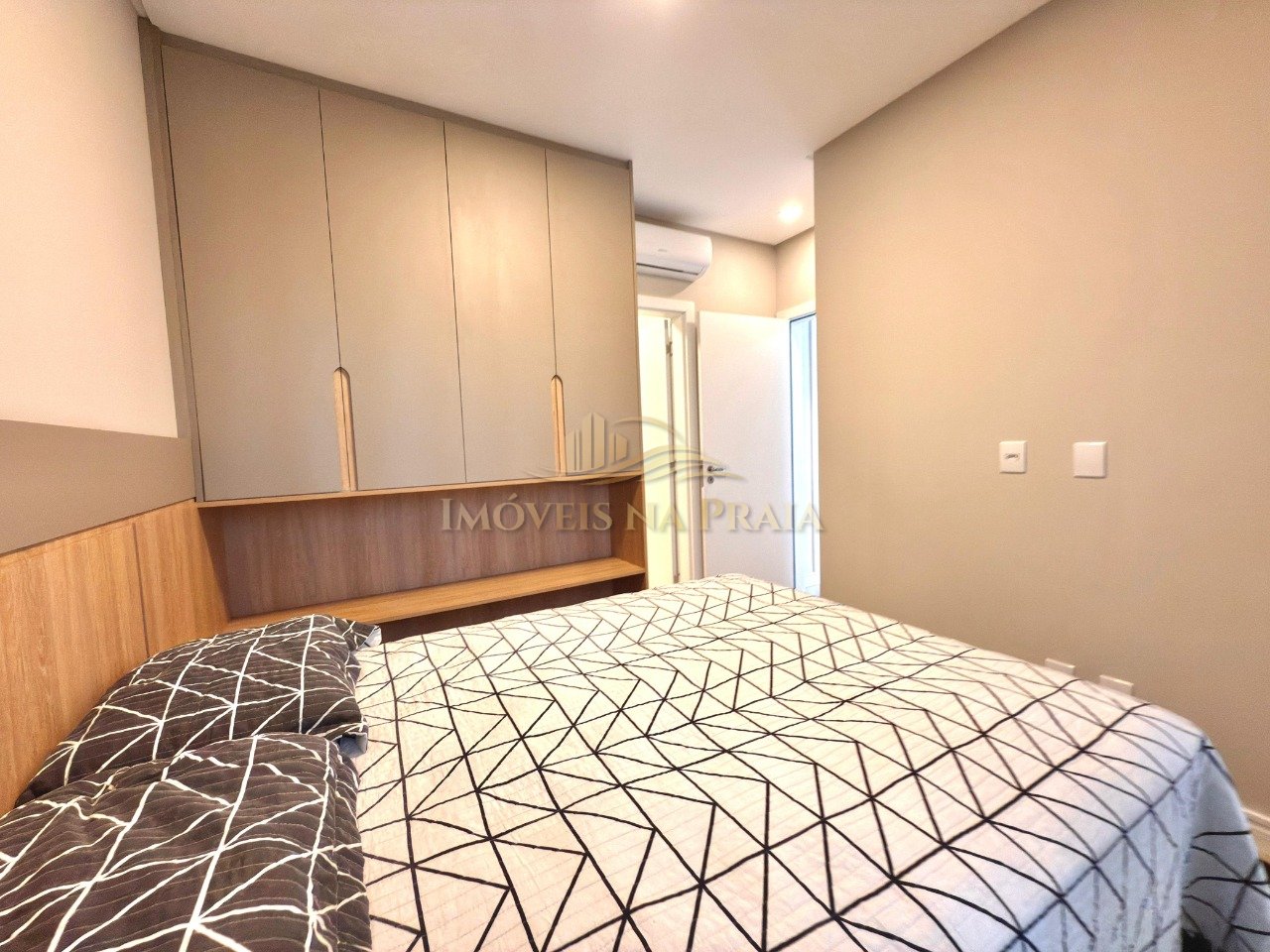 Foto 13 — Casa em Condomínio 4 Dormitório(s) Bairro Sunset