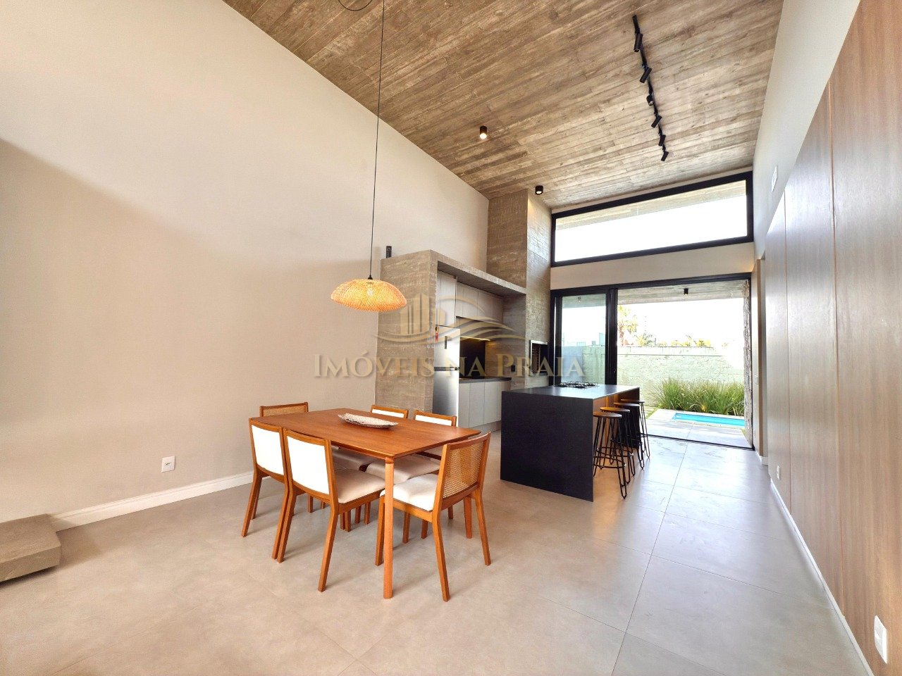 Foto 6 — Casa em Condomínio 4 Dormitório(s) Bairro Sunset