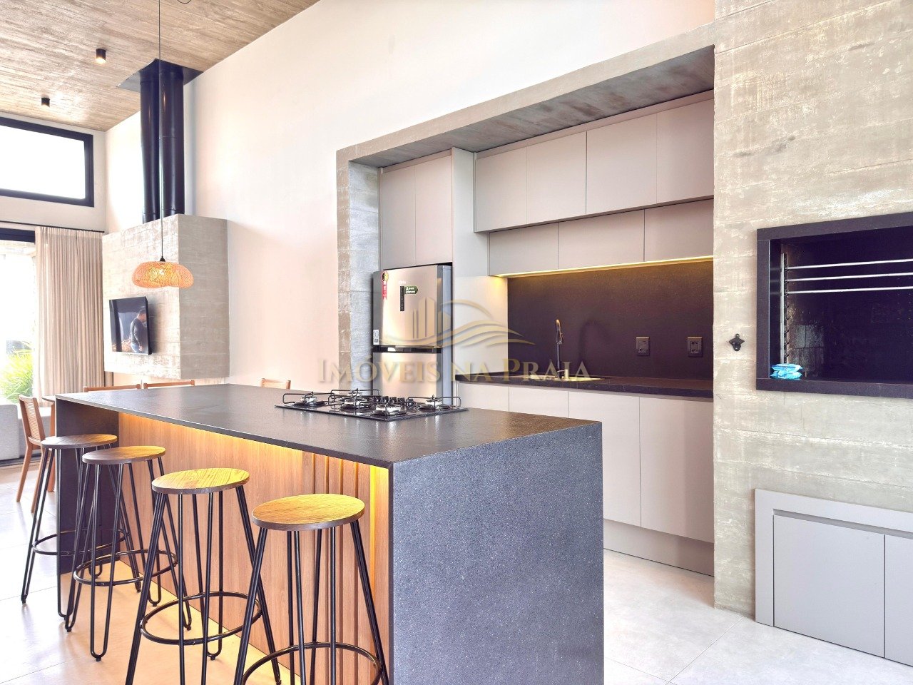 Foto 10 — Casa em Condomínio 4 Dormitório(s) Bairro Sunset