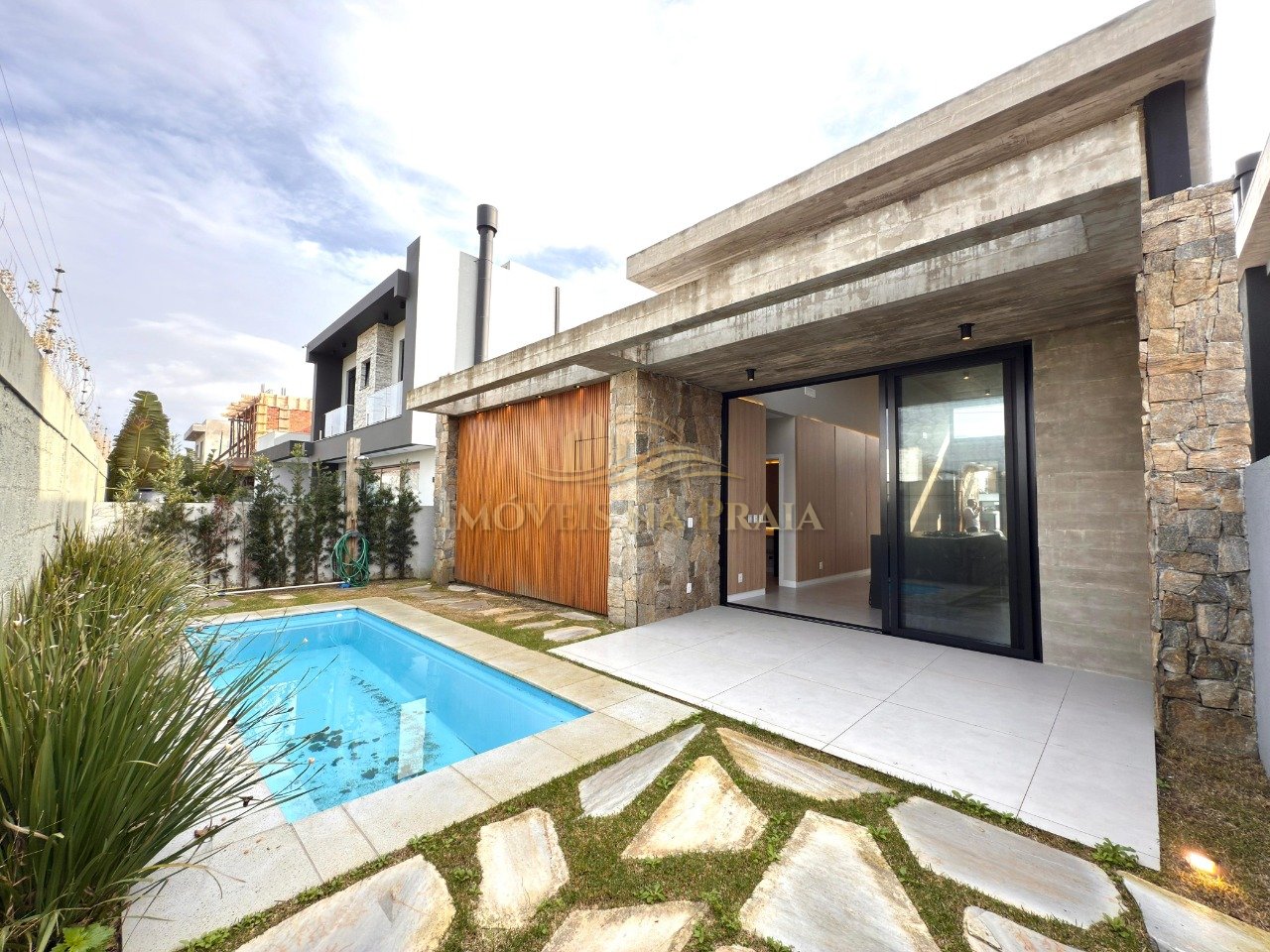 Foto 28 — Casa em Condomínio 4 Dormitório(s) Bairro Sunset