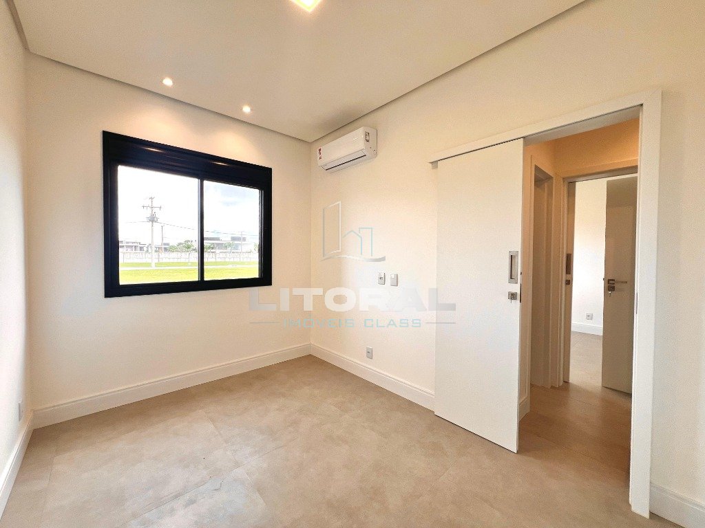 Foto 7 — Casa 4 Dormitório(s) Bairro Xangri-lá Boulevard