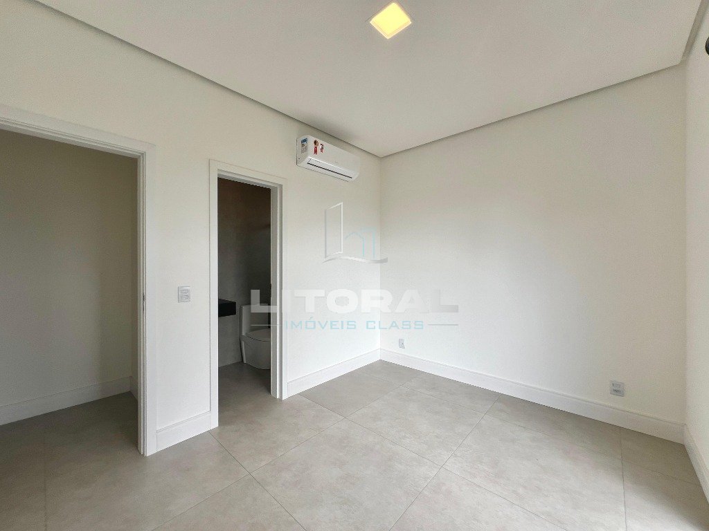 Foto 20 — Casa 4 Dormitório(s) Bairro Xangri-lá Boulevard