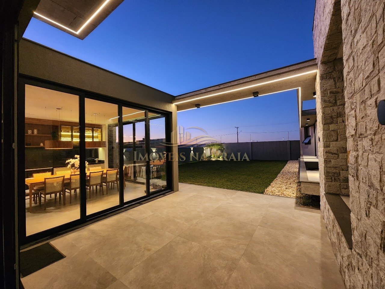 Foto 14 — Casa 4 dormitórios no bairro Atlântida