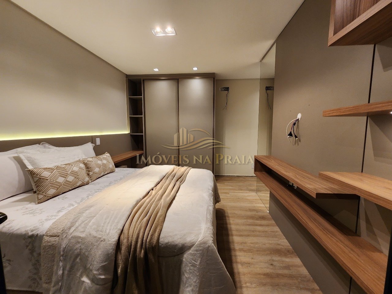 Foto 38 — Casa 4 dormitórios no bairro Atlântida