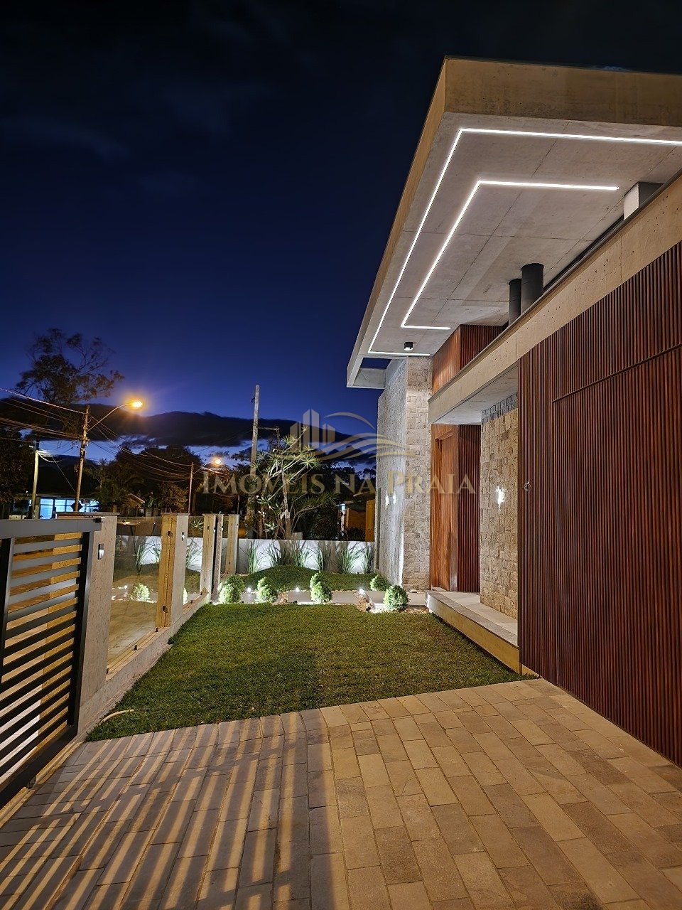 Foto 46 — Casa 4 dormitórios no bairro Atlântida